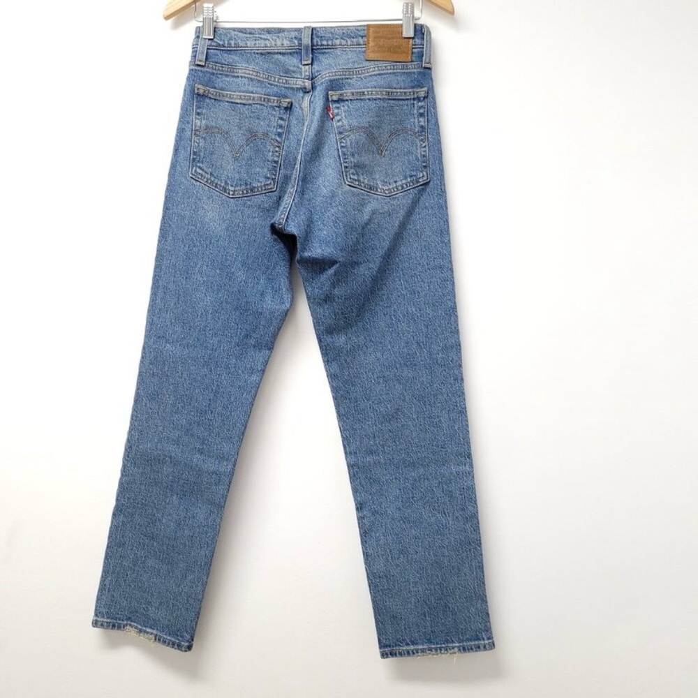 Levi's Premium Womens Wedgie Straight Button Fly Jeans Size 26 Blue Medium Wash